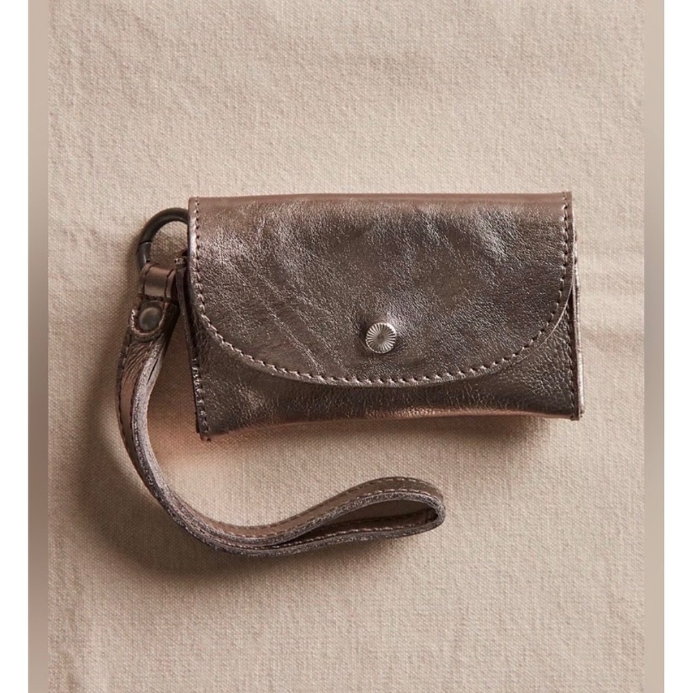 Free People Leather Bag Lanyard Metallic Gold Wristlet Coin Purse 103241998 NEW